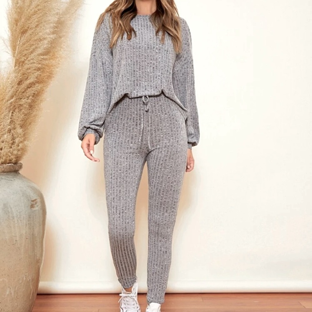 SHEIN Drop Shoulder Marled Top & Knot Waist Leggings Set